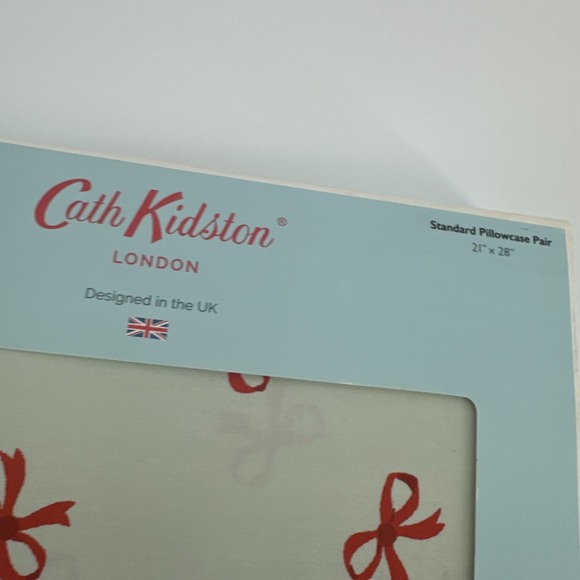 Cath Kidston BOW Ruby Sage Pair of Standard Pillowcases 21"X28" 100% Cotton - Picture 2 of 3